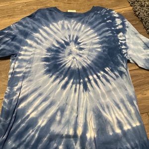 tie die shirt